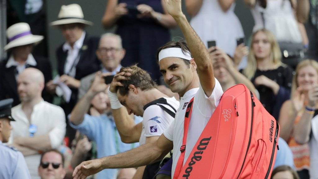 Hat bis jetzt gut lachen: Roger Federer zog in Wimbledon ohne Satzverlust in den Achtelfinal ein