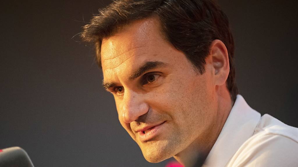 Roger Federer kündigt den Organisatoren des Australian Open seine Teilnahme an