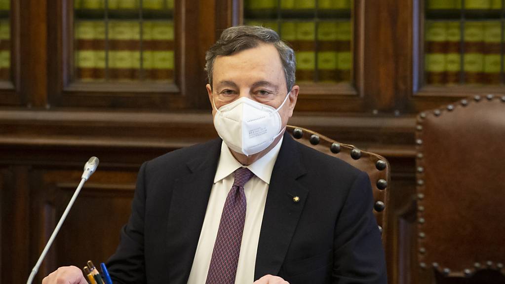 Mario Draghi hatte vor rund einer Woche unter Vorbehalt den Auftrag zur Regierungsbildung von Staatspräsident Sergio Mattarella angenommen. Foto: Fabrizio Corradetti/SOPA Images via ZUMA Wire/dpa