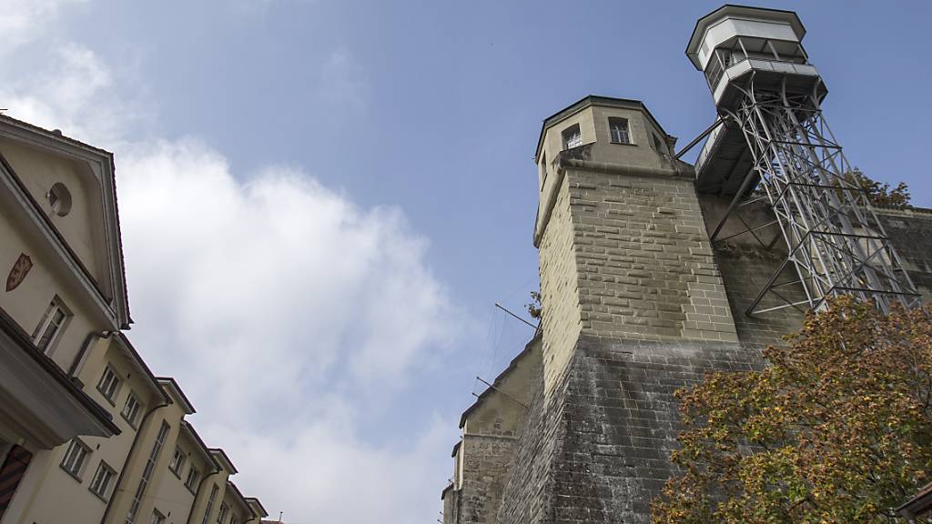 Stadt Bern saniert Stützmauer der Münsterplattform