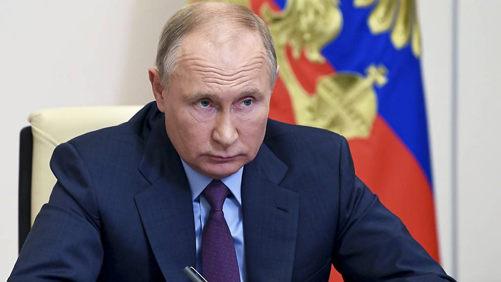Der russische Präsident Wladimir Putin äußerte sich zu Waffenruhe zwischen den verfeindeten Staaten Armenien und Aserbaidschan.