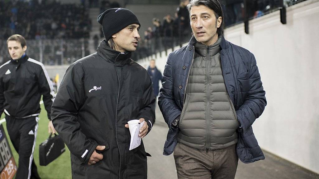 Nach Assistent Hakan (links) bekennt sich auch Cheftrainer Murat Yakin bis 2018 zum FC Schaffhausen