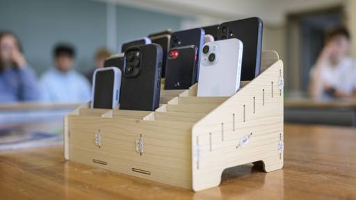 Parlament beschliesst Handyverbot an Churer Schulen