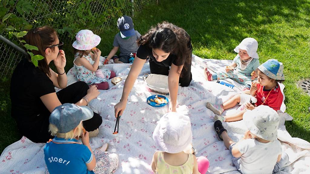 Per 2025 sollen Rothenburger Eltern von einem Ferienbetreuungsangebot für ihre Kinder profitieren können. (Symbolbild)