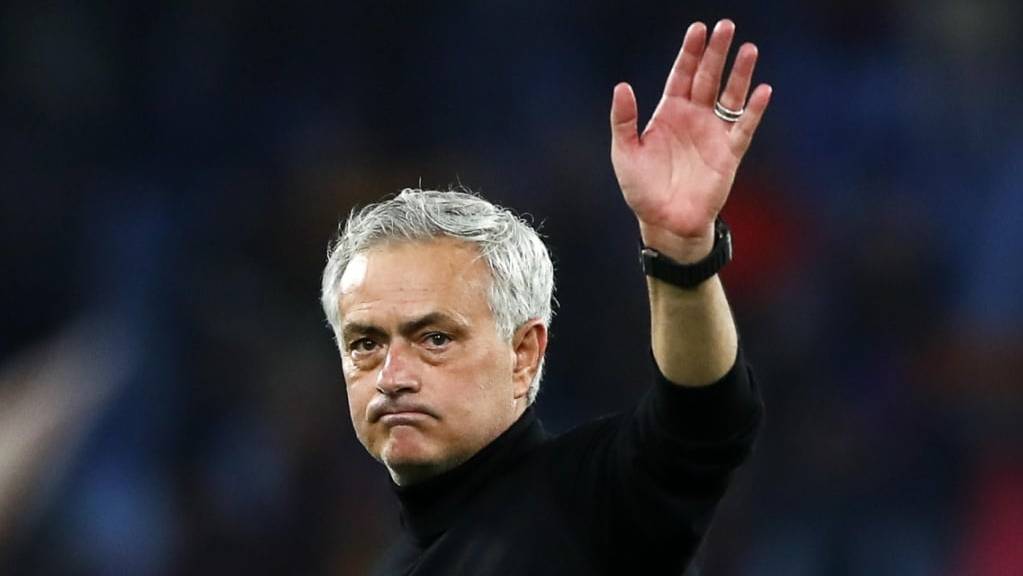 Nach zweieinhalb Jahren in Rom verabschiedet sich José Mourinho. Die schlechte Bilanz in der Liga wurde dem 60-jährigen Portugiesen zum Verhängnis