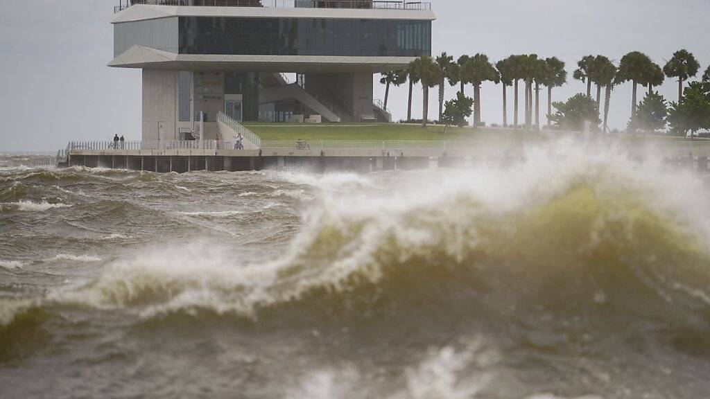 Hurrikan «Helene» erreicht vor Florida zweithöchste Stufe