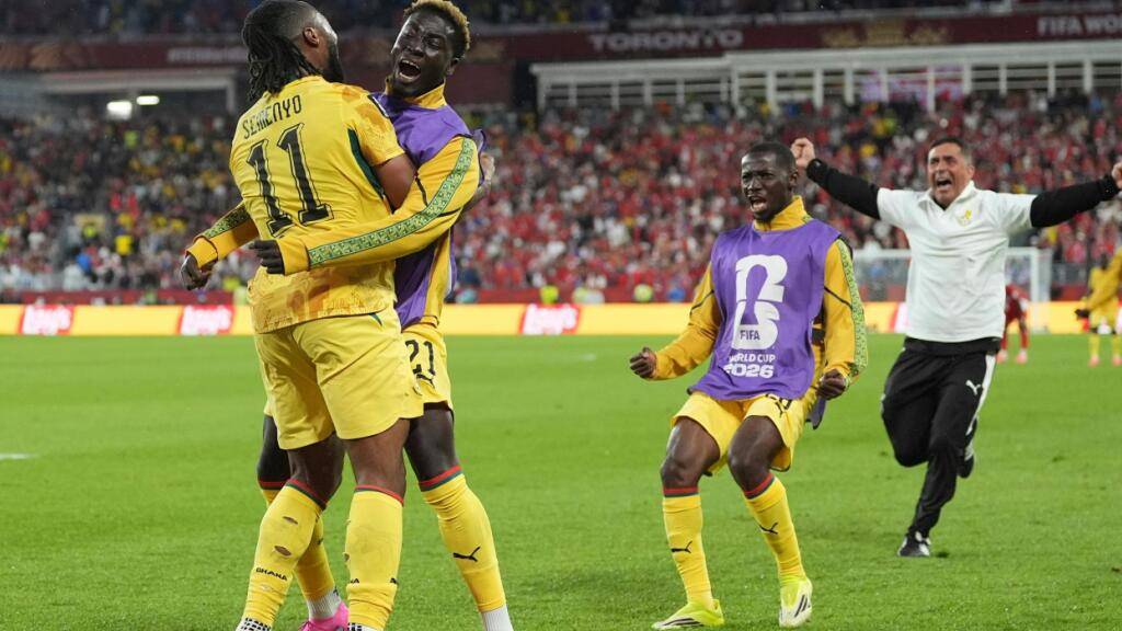 Ghana trifft spät zum Sieg, verliert aber Goalie Lawrence Ati Zigi