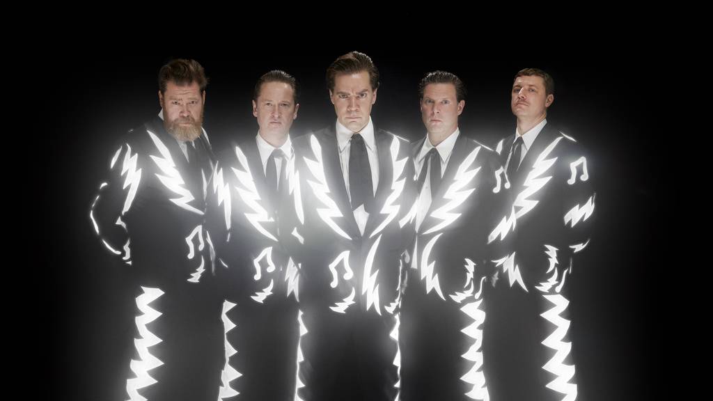 THE HIVES