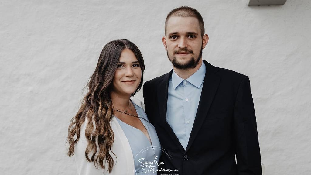 Sandro und Céline aus Retschwil