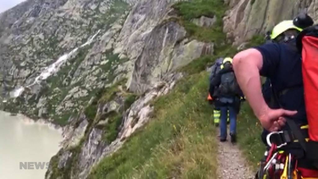 Abgestürztes Pferd: Aufwändige Rettungsaktion am Grimselpass