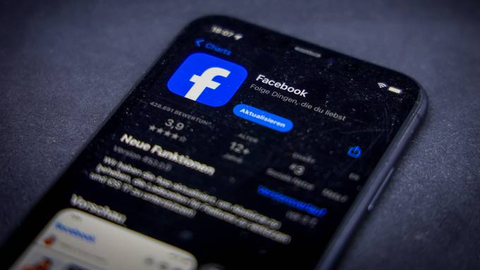 Facebook und Instagram laufen wieder