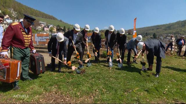 Spatenstich beim Thermalbad Baden