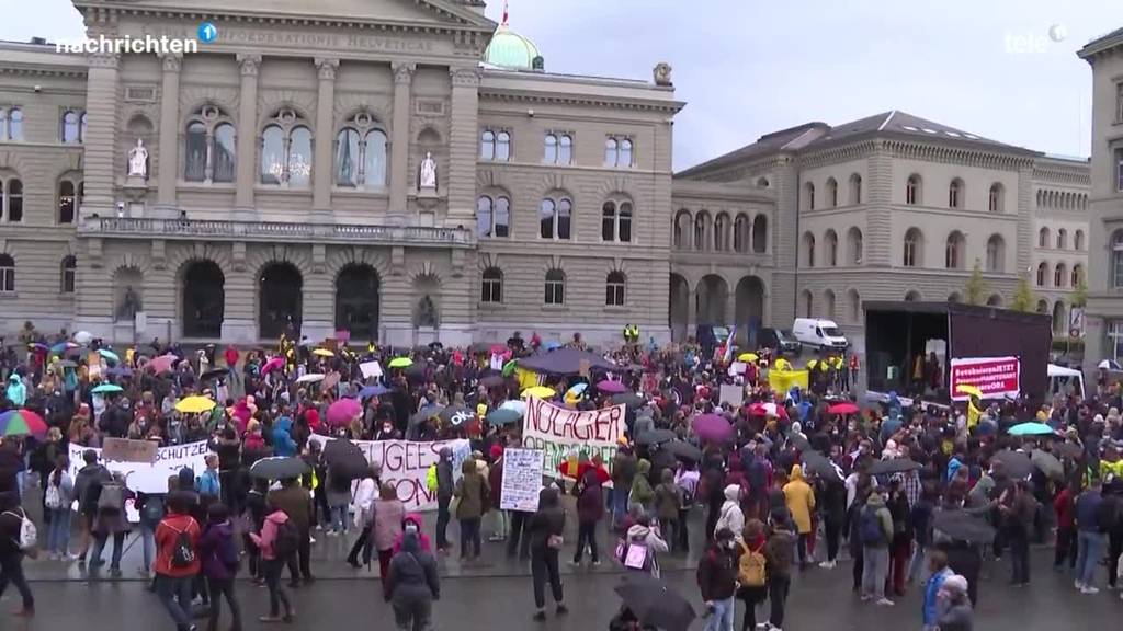 Nationale Demo zur Evakuierung von Moria