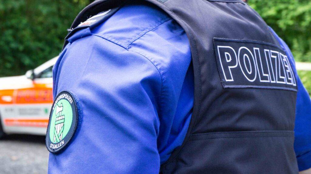 Die St. Galler Polizei musste auf der A3 einen Geisterfahrer stoppen.