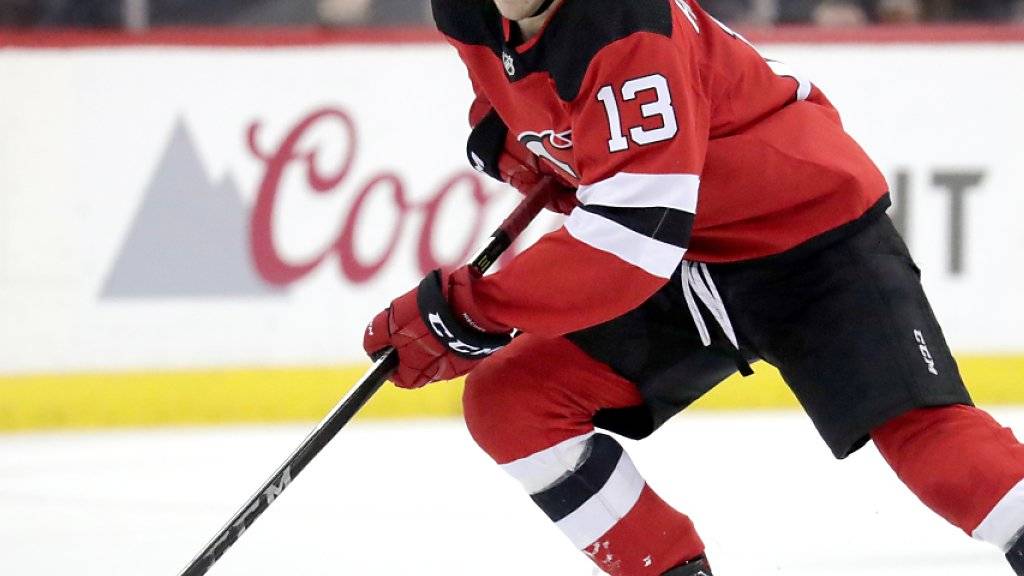 Nico Hischier verliess bei den New Jersey Devils bereits im zweiten Drittel das Eis mit einer Verletzung