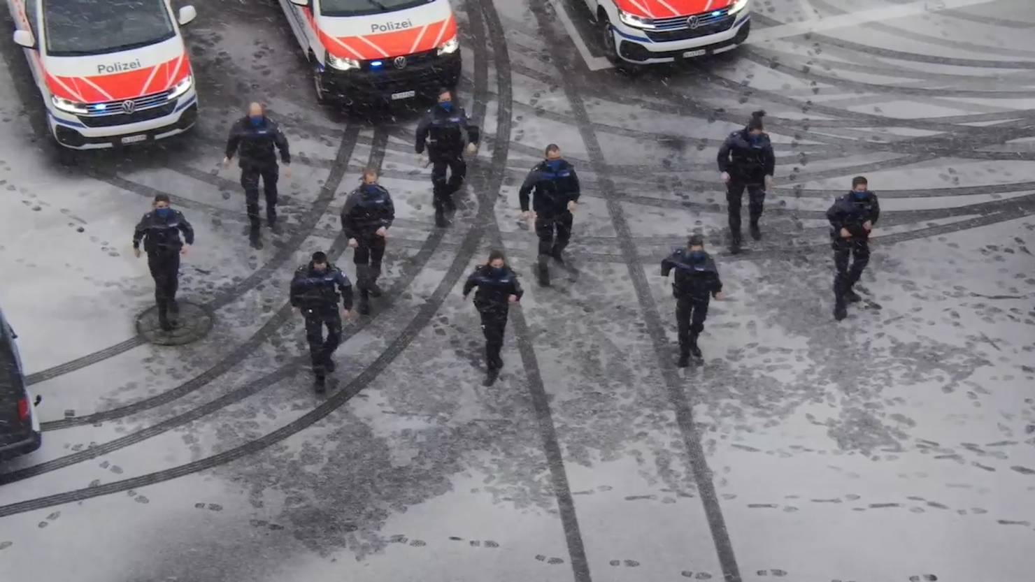 Zuger Polizei meistert «Jerusalema-Challenge» | TeleM1