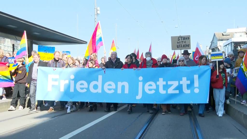 40'000 Menschen demonstrieren in Zürich für Frieden in der Ukraine