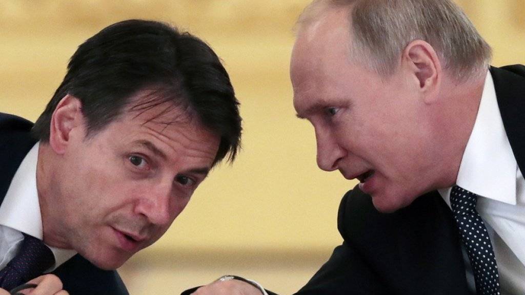 Wladimir Putin (r.) und Giuseppe Conte am Mittwoch in Moskau.