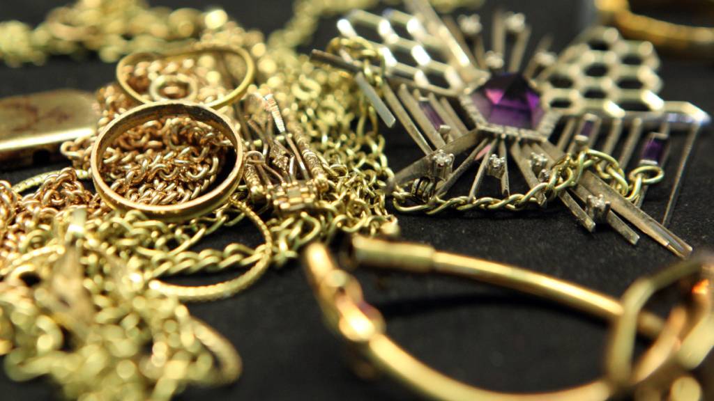 Die Kantonspolizei Thurgau rät zur Vorsicht beim Verkauf von Goldschmuck. (Symbolbild)