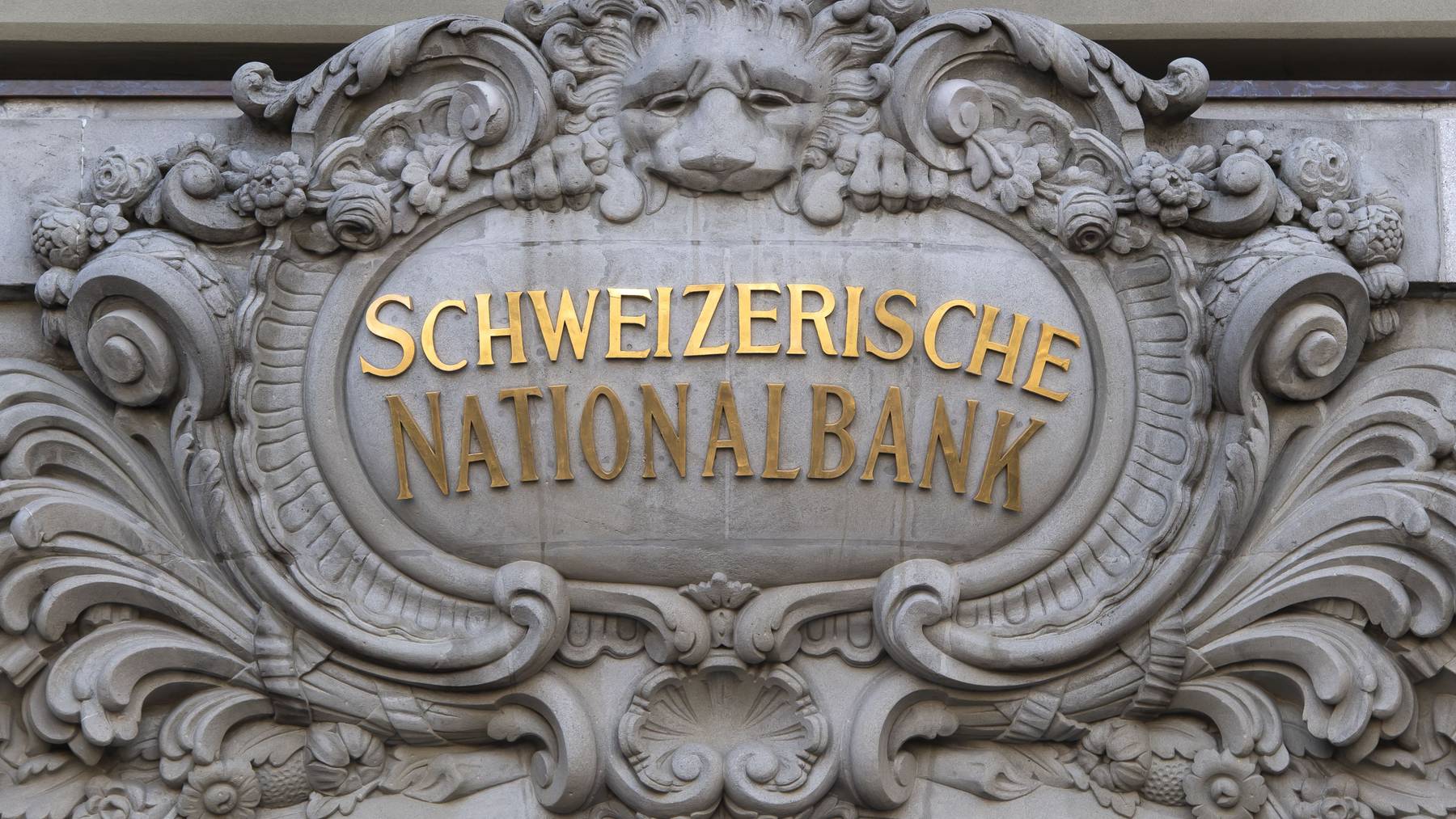 Mit Devisenkäufen wirkt die Nationalbank einem stärkeren Franken entgegen.