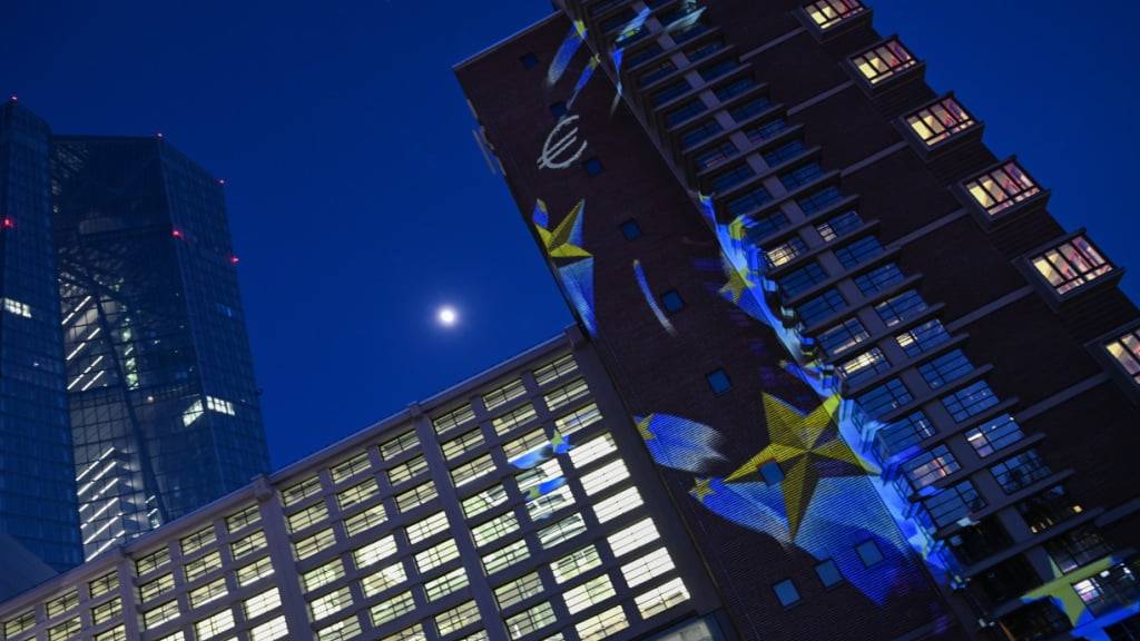 Die Euro-Währungshüter setzen zum achten Mal seit Sommer 2024 die Leitzinsen im Euroraum herab. (Archivbild)