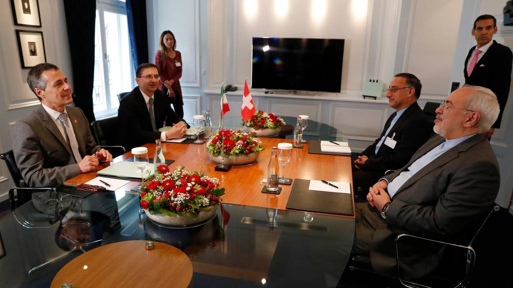 2018 war der iranische Aussenminister Zarif zu Gast in Bern. Nun besucht sein Schweizer Amtskollege Cassis die iranische Hauptstadt Teheran.