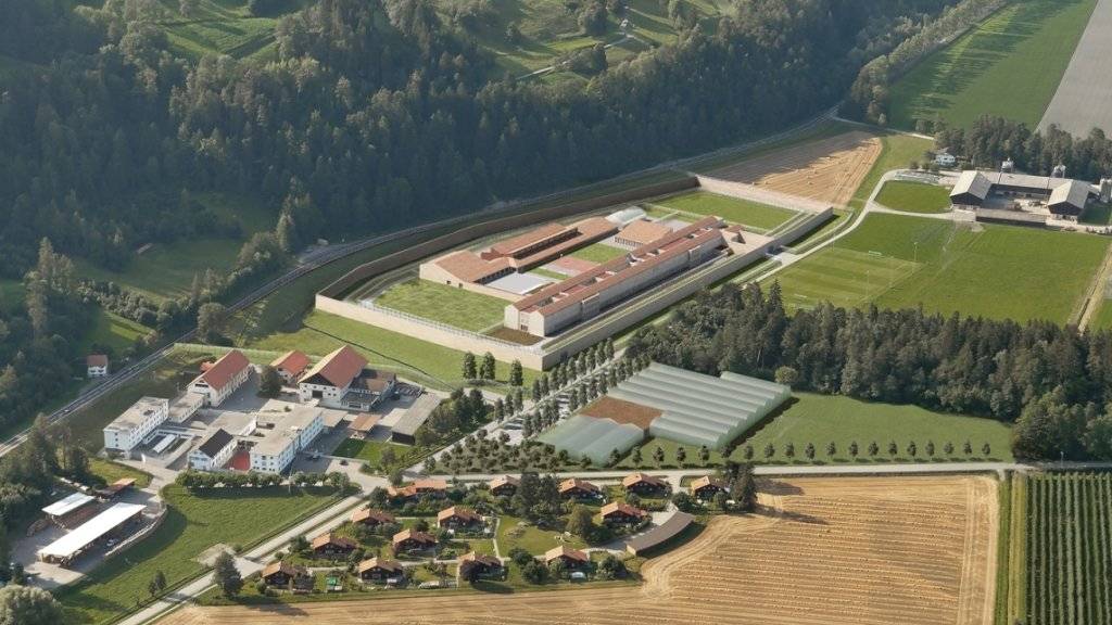 Visualisierung der neuen Strafanstalt in Realta mit der sieben Meter hohen Mauer.