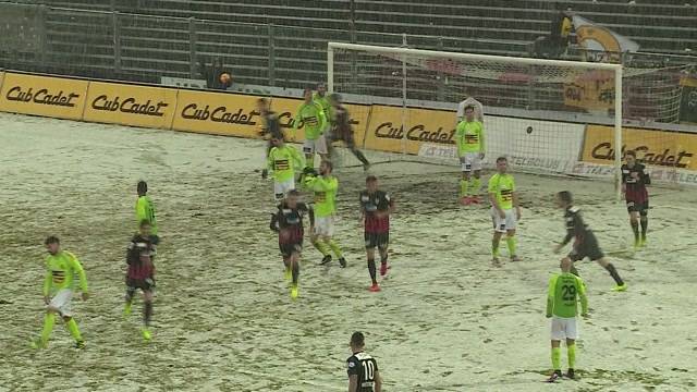 FC Aarau gegen die Yakins