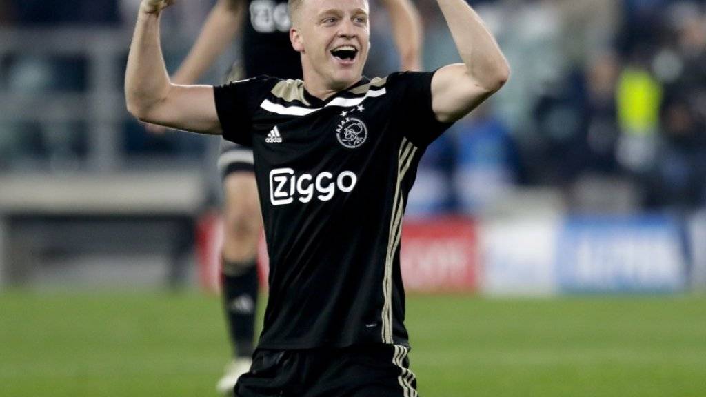 Ajax Amsterdam mit Donny van de Beek verzückt derzeit Fussball-Europa