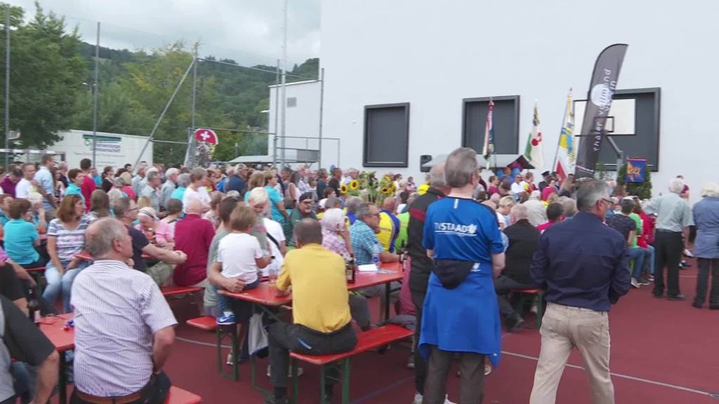 Festlicher Empfang: Jolanda Neff feiert Goldmedaille in Thal