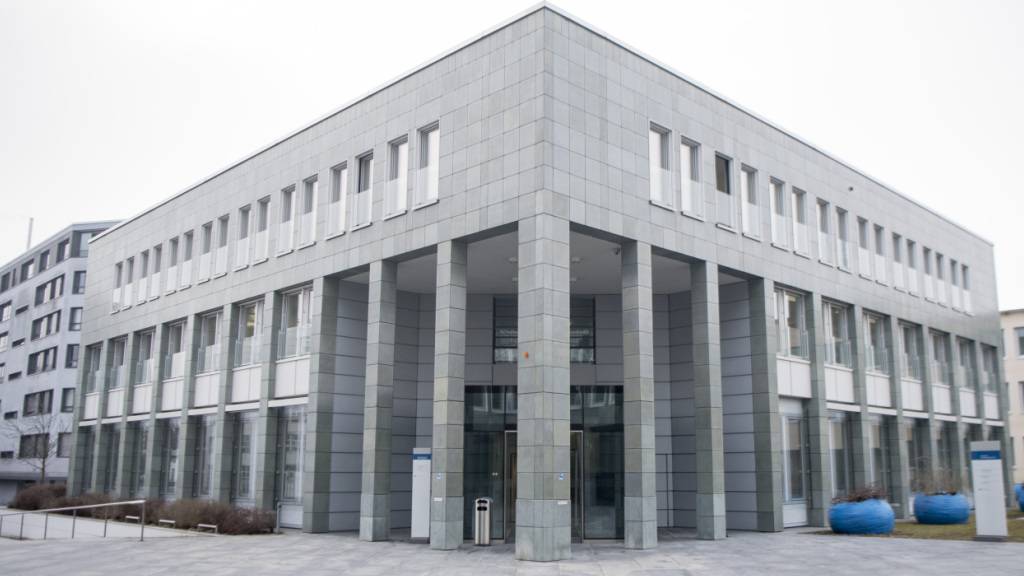 Strafgericht Zug verhängt zwölf Jahre Haft für versuchten Mord