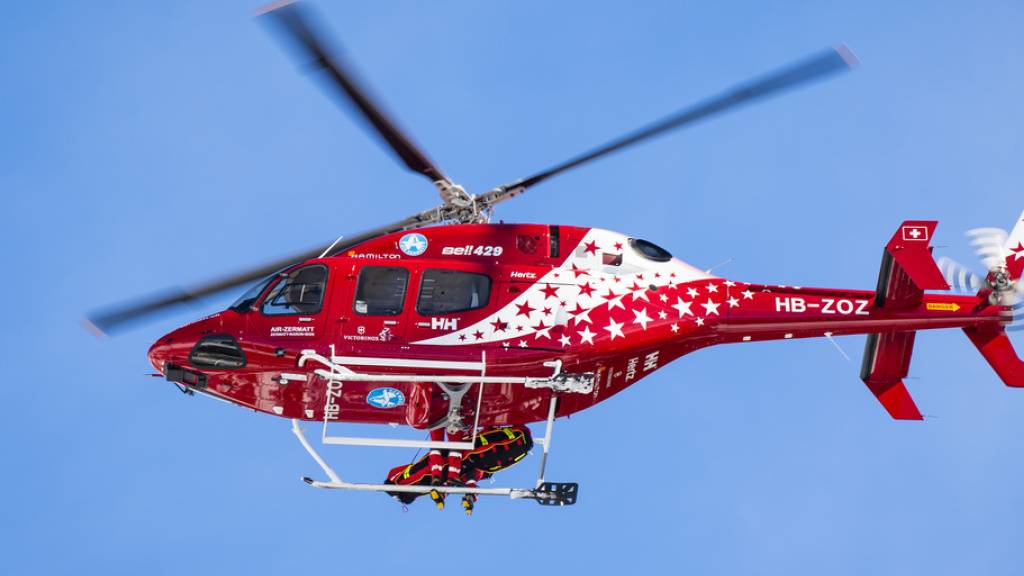 Die Helikopter von Air Zermatt und Air-Glaciers waren über das Osterwochenede praktisch ununterbrochen im Einsatz.