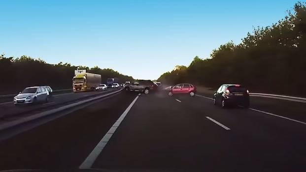 Wie ein Auto einen Unfall voraussieht