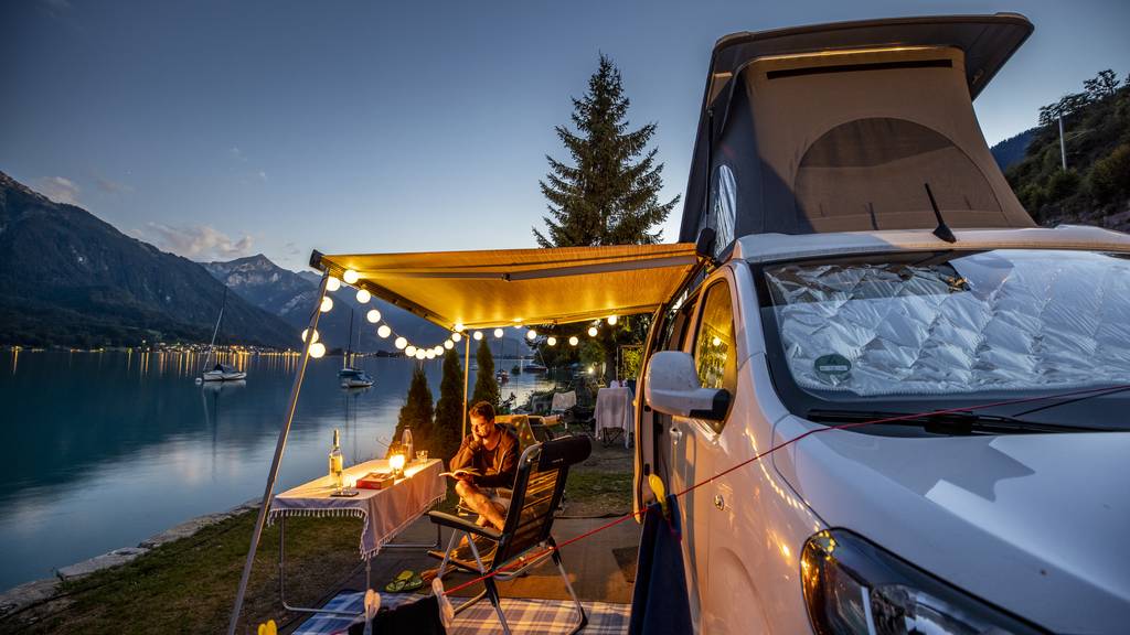 Im Sommer sind im Kanton Bern vor allem Campingplätze am See beliebt. Im Bild: Camping Au Lac in Ringgenberg am Brienzersee.