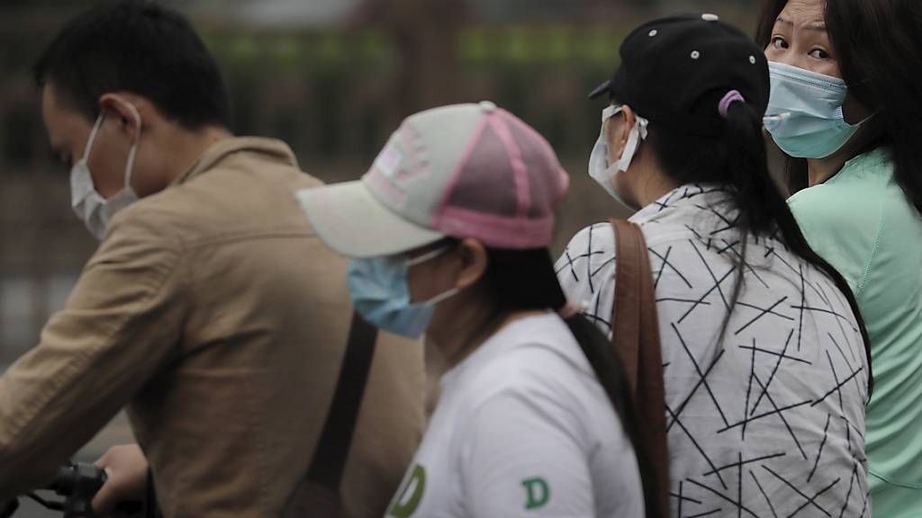 In China verzeichnen die Behörden wieder eine steigende Zahl von nachgewiesenen Coronavirus-Infektionen. (Symbolbild)
