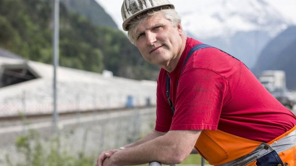 Seit er 16 Jahre alt ist, arbeitet er im Bergbau: Rene Kaufmann, einer der Gotthard-Basistunnel-Mineure, in Erstfeld.