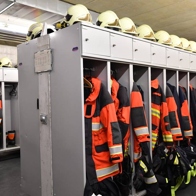 Mehr Platz für Frauen: Oltens Feuerwehr passt Garderobe an