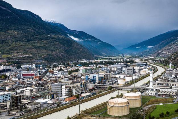 Der Moderna-Impfstoff wird von Lonza in Visp im Wallis hergestellt.
