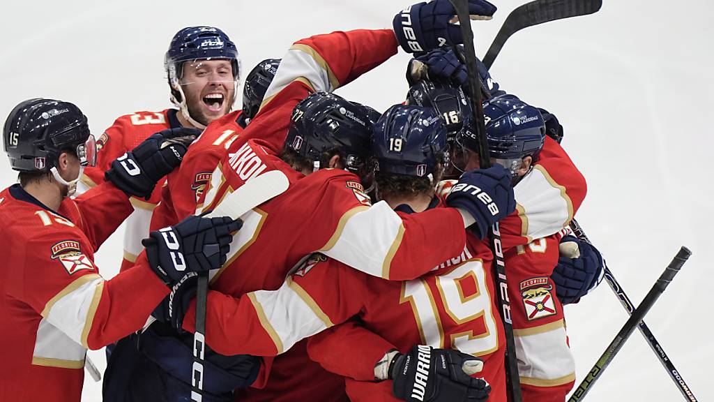 Die Florida Panthers behalten in der dritten Verlängerung der Best-of-7-Serie gegen die New York Rangers das bessere Ende für sich