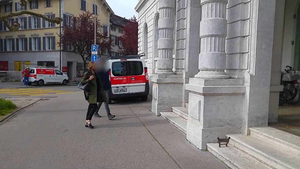 Angeklagter Kindermörder verweigert Aussage