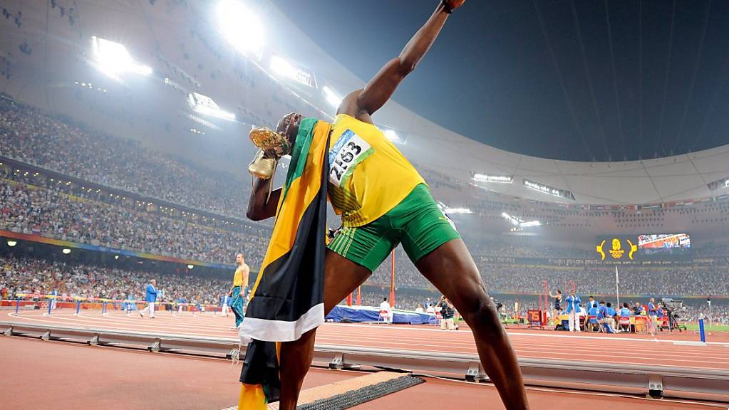 Usain Bolt setzte 2008 in Peking nach dem Olympiasieg über 200 m zu seiner berühmten Bogenschützen-Pose an