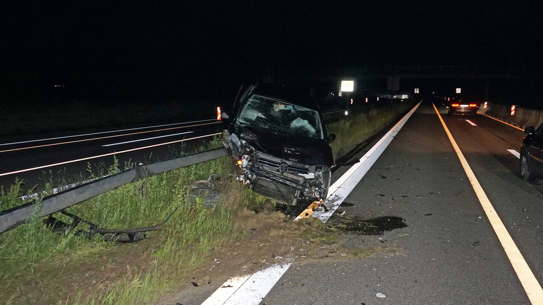 Ein angetrunkener Autofahrer verunfallte in der Nacht auf Samstag bei Hüttlingen.