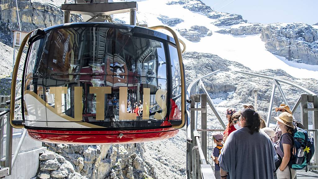 Die Schweizer Seilbahnen erholen sich nur langsam von den Folgen der Coronakrise. Insbesondere in der Zentralschweiz und im Berner Oberland harzt das Geschäft noch.(Archivbild)