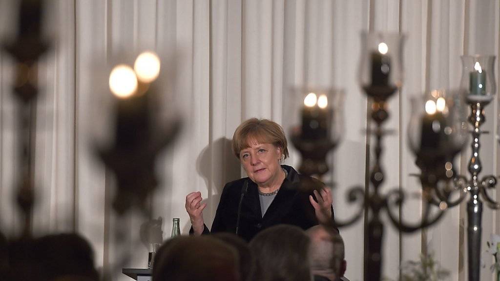 «Solche Schwächen»: Merkel spricht vor dem Düsseldorfer Industrieclub über das Dublin-Abkommen.