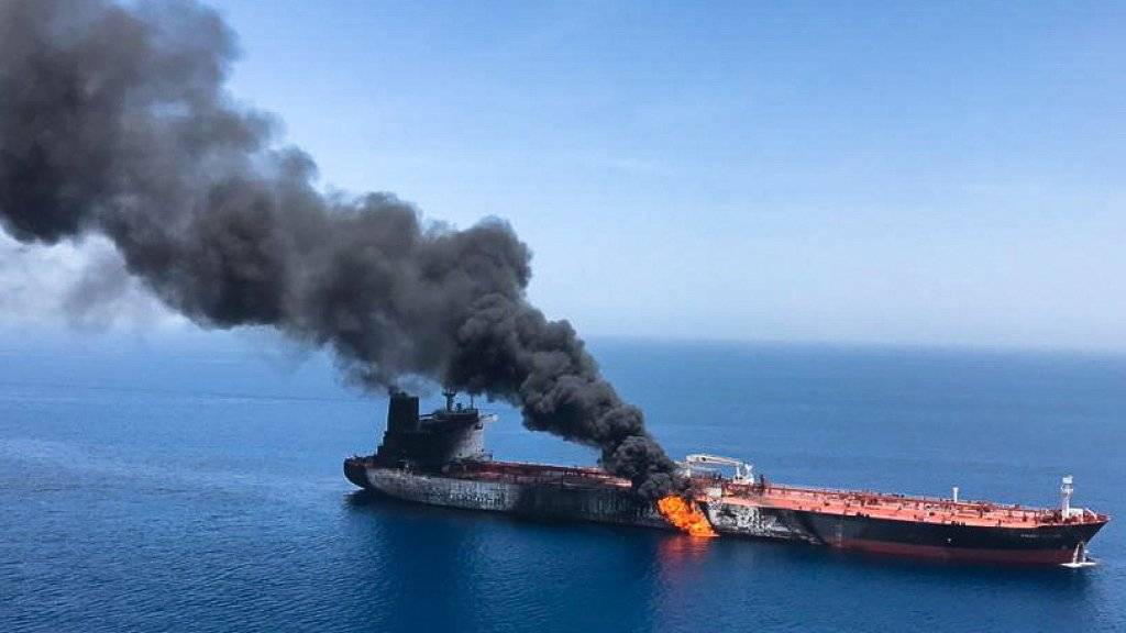 Auf dem norwegischen Öltanker Front Altair brach nach einem mutmasslichen Angriff am 13. Juni im Golf von Oman ein Feuer aus. (Archivbild)