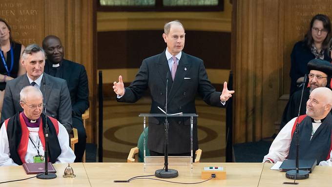 Queen lässt sich bei wichtigem Termin von Sohn Edward vertreten