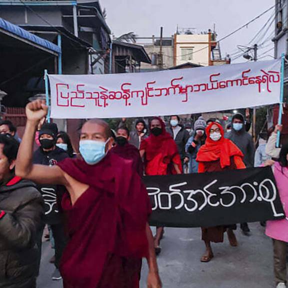 Proteste und stiller Streik am Jahrestag des Putsches in Myanmar