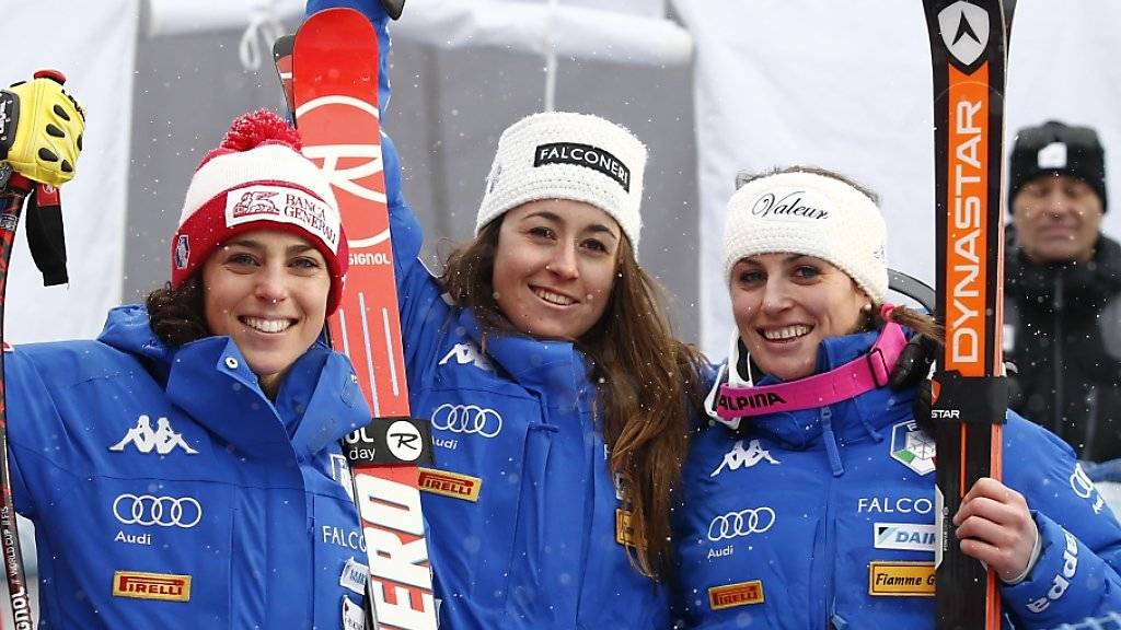 Sofia Goggia holt sich ihren dritten Weltcupsieg - Federica Brignone (links) und Nadia Fanchini (rechts) sorgen für einen italienischen Dreifacherfolg