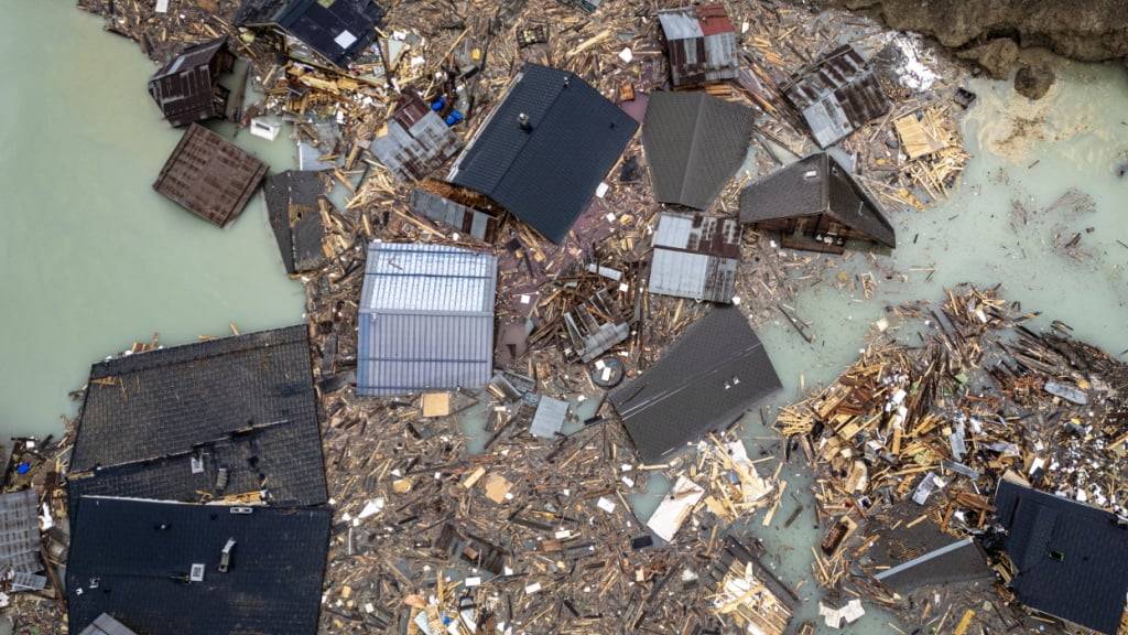 Der Bund soll der Bevölkerung des durch einen Bergsturz zerstörten Oberwalliser Bergdorfs Blatten zu Hilfe eilen. Der Ständerat hat einen Soforthilfe-Kredit im Umfang von fünf Millionen Franken gutgeheissen. (Archivbild)