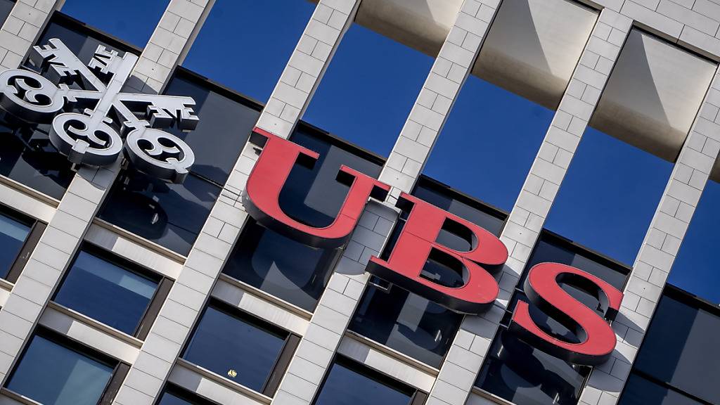 UBS hinterfragt Credit-Suisse-Spartenverkauf an Apollo